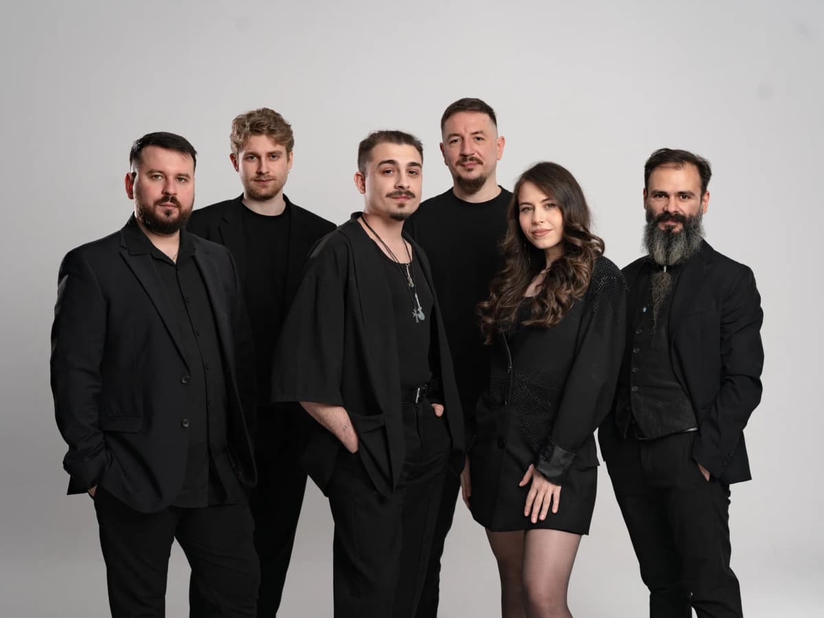 THE SHOW - Toată trupa