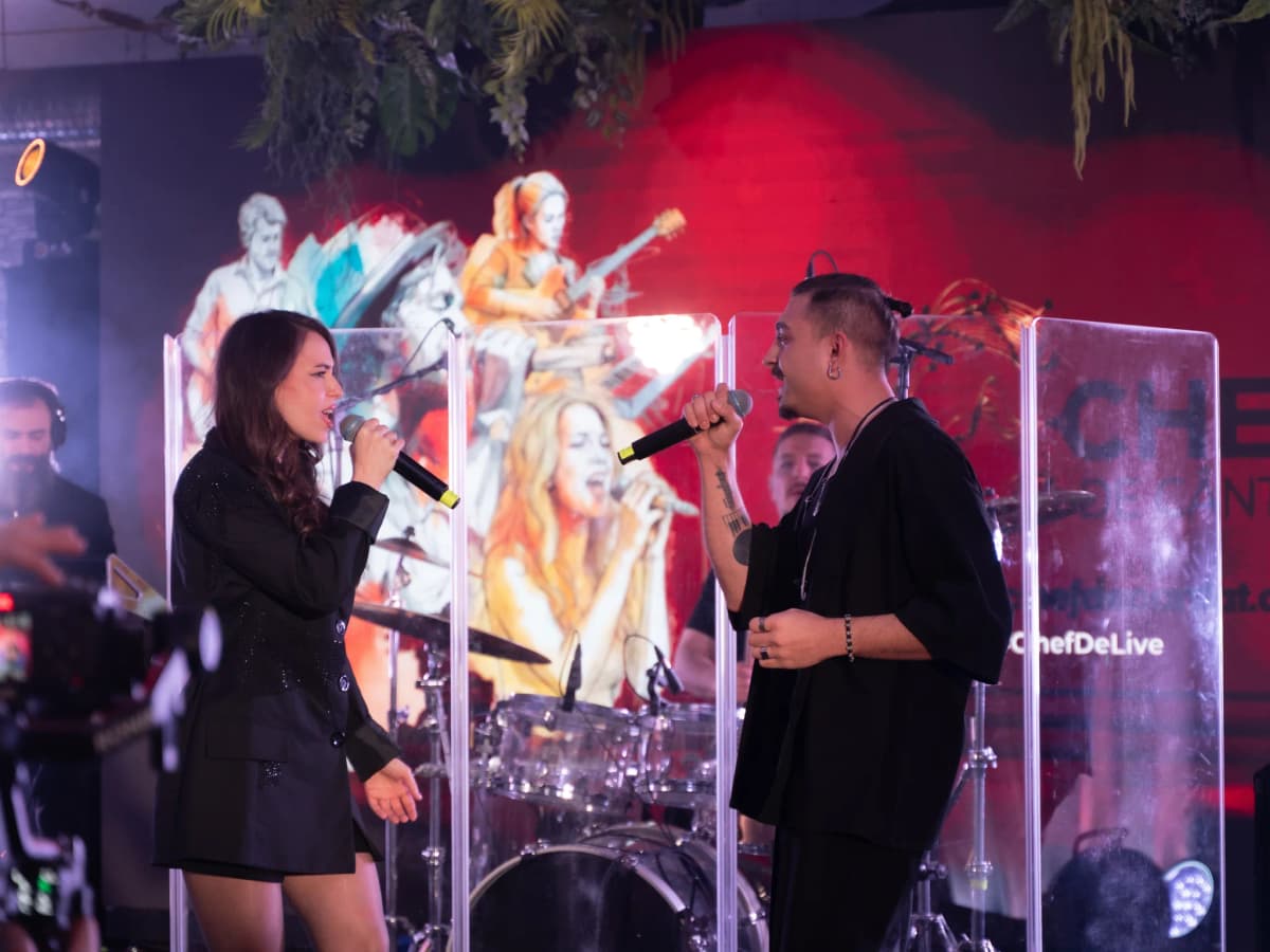 THE SHOW - Performanță Live